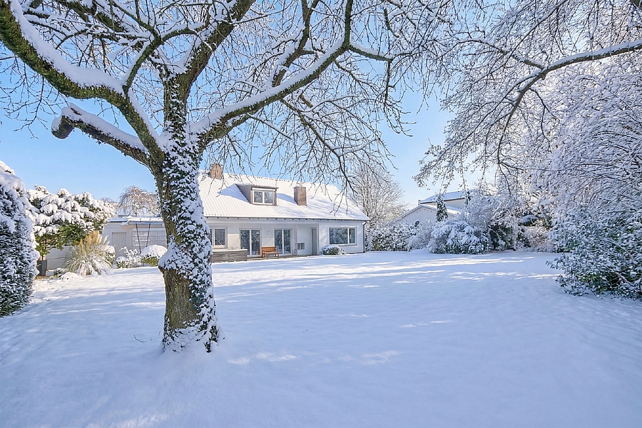 Parkähnliches Grundstück