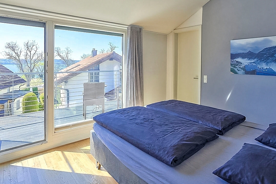 Schlafzimmer mit Terrassenzugang
