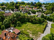 Grundstück mit Genehmigung für 4-Spänner