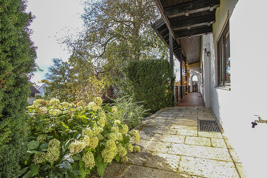 Überdachter Laufgang