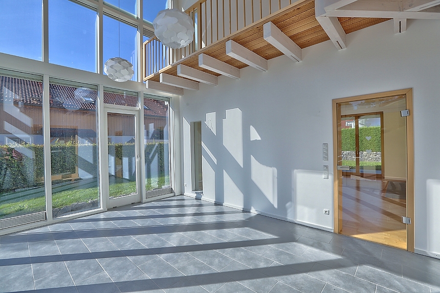 Wintergarten - groß und hell