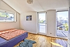 Kinderzimmer mit Terrassenzugang