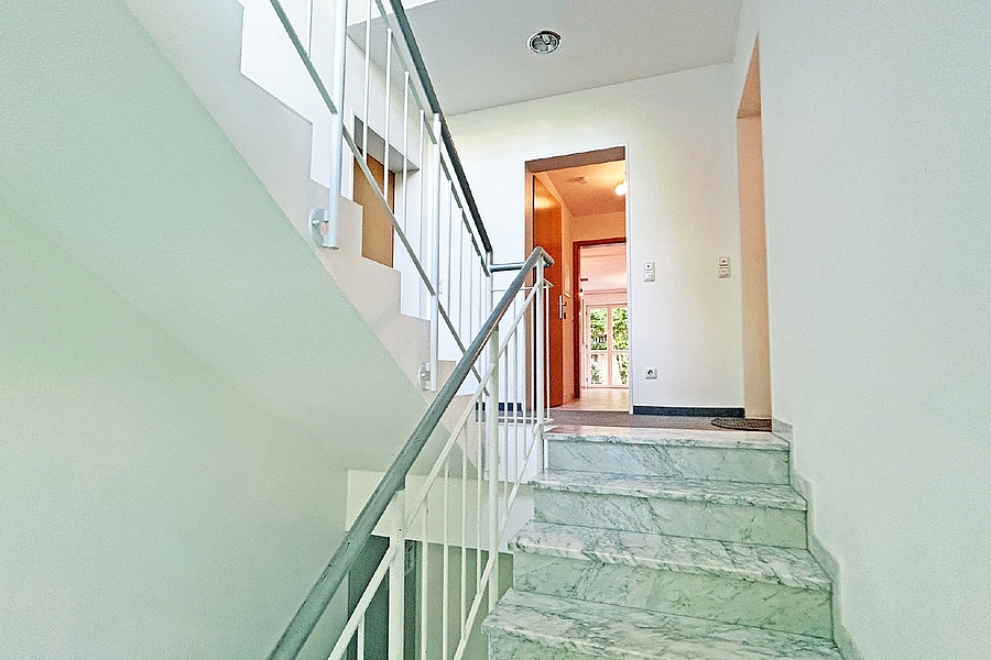 Modernes Treppenhaus