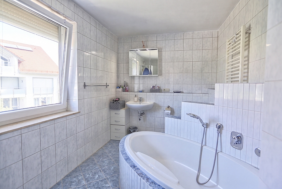 Badezimmer DG