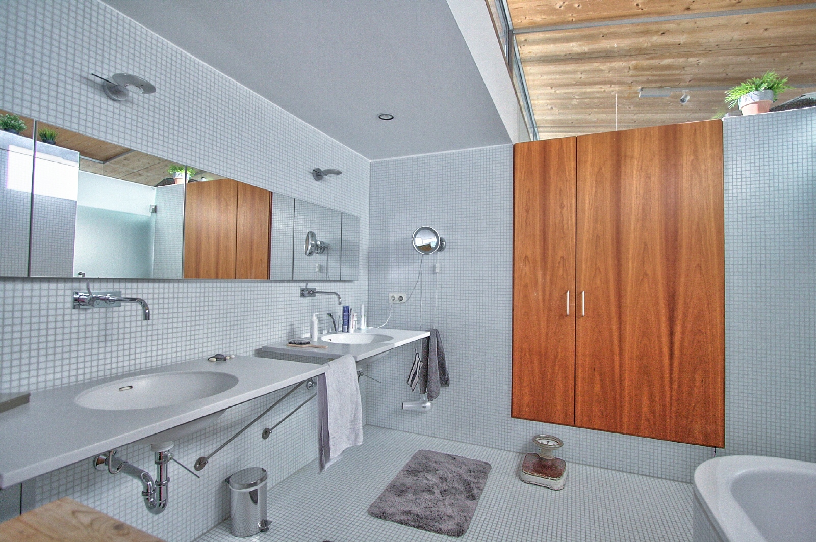 Elegantes En-Suite-Badezimmer