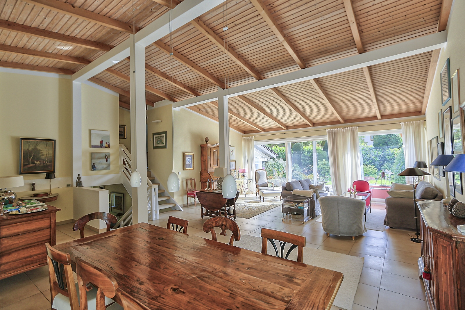 Wohn- und Essbereich