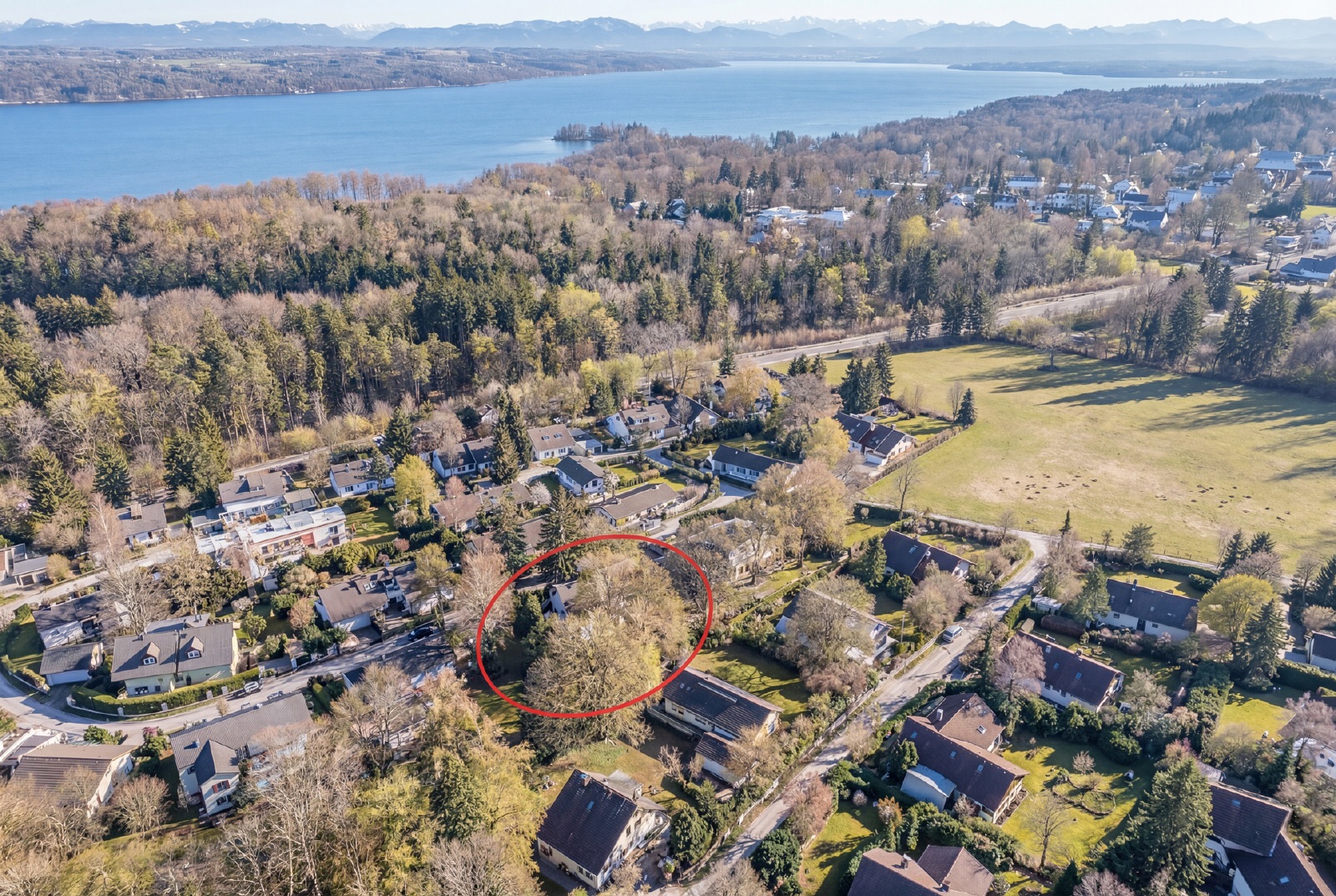 Großzügiger Baugrund