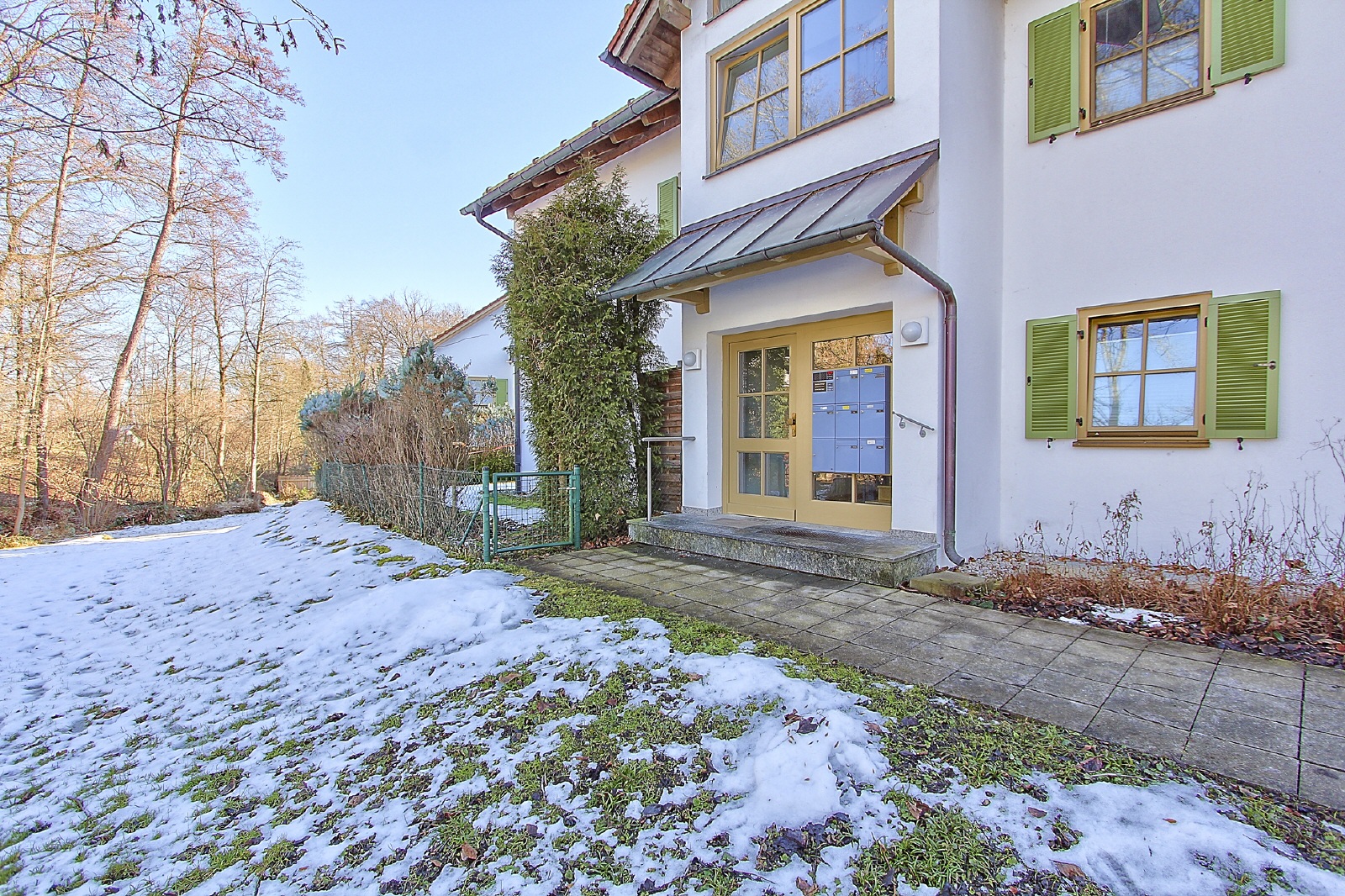 Rückseitiger Hauseingang