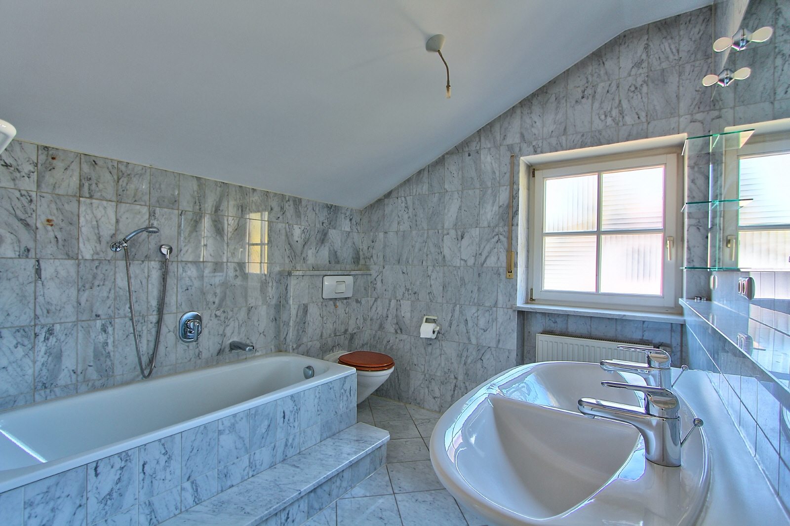 Badezimmer I