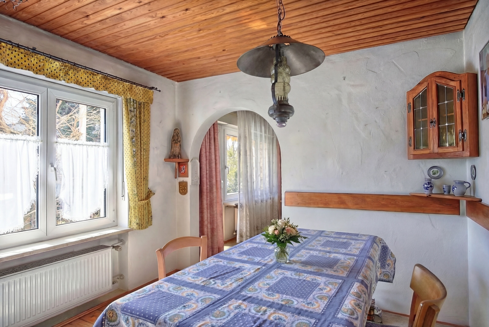 Helles Esszimmer
